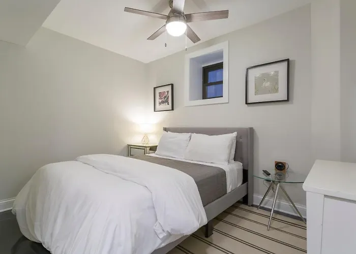 Wicker Park Bed and breakfast Chicago