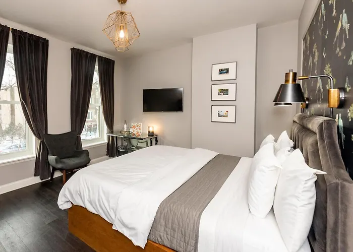 Wicker Park Bed and breakfast