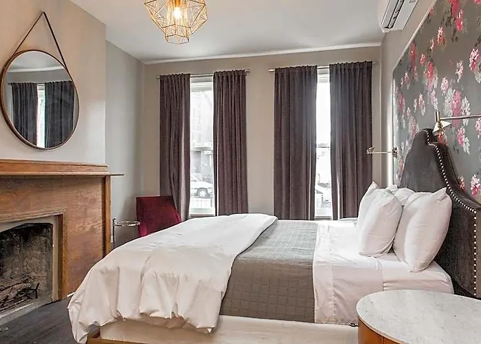 Wicker Park Bed and breakfast