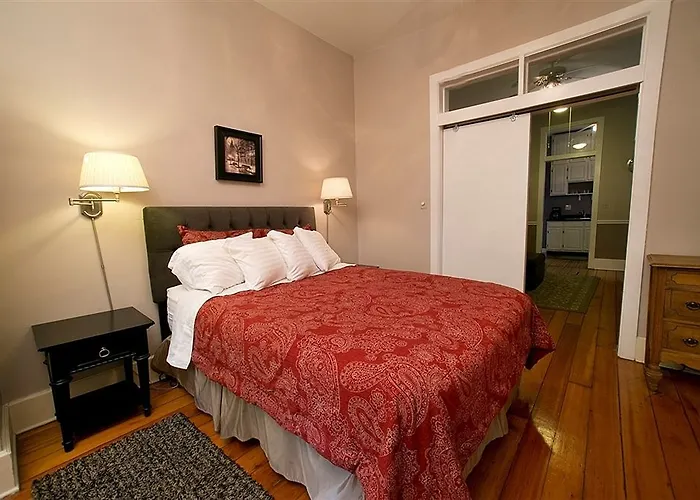 Wicker Park Bed and breakfast Chicago