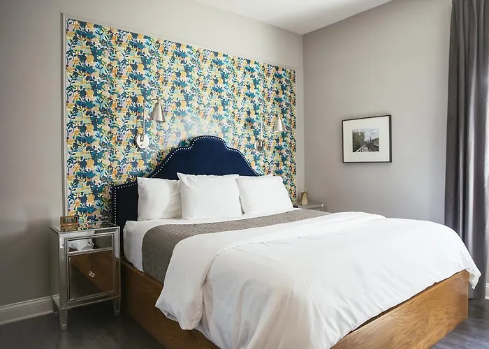 Wicker Park 3*